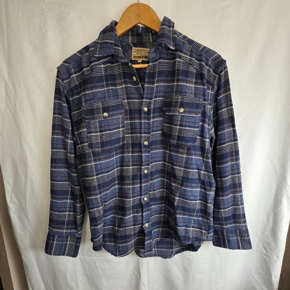 Free Nature Men's Plaid Button-Up Flannel Shirt Size S, 100% Cotton, Gorpcore